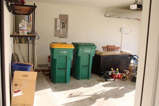 Building Photo - 9810 Copper Ranch Trail