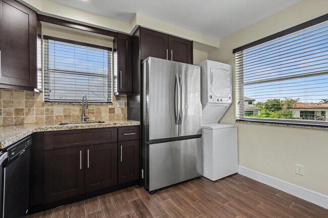 Building Photo - 1250 SW 113th Terrace