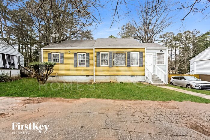 Primary Photo - 1564 Columbia Dr