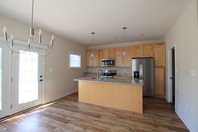 Building Photo - 1428 Appaloosa Ct