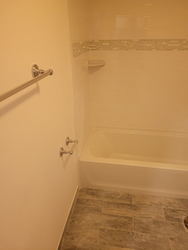 Primary Photo - 149 Endicott St