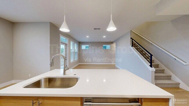 Building Photo - 16505 NW Liberty St