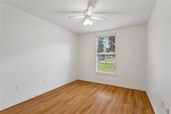 Building Photo - 59445 Spring Dr