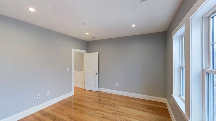 Building Photo - 30 Centre St