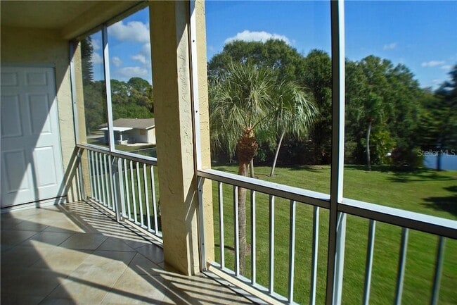 Building Photo - 3668 Lake Bayshore Dr