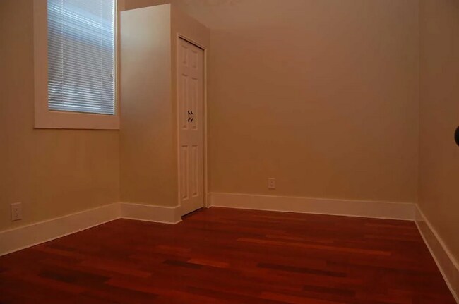 Building Photo - 2550 Sutter St
