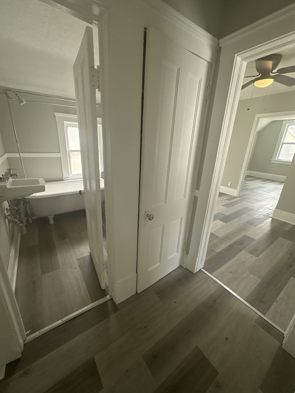 Building Photo - 3155 W 84th St