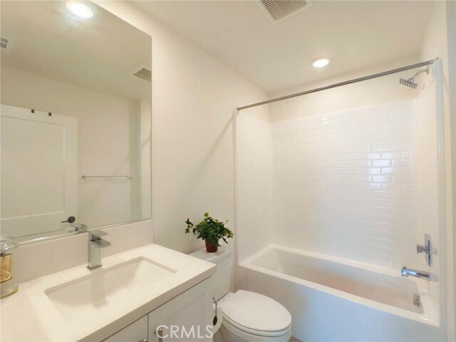 Building Photo - 16125 Veterans Wy