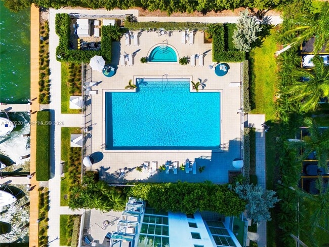 Building Photo - 7928 East Dr