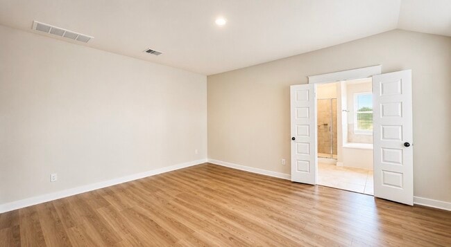 Building Photo - 4612 Spoon Bill Cv Dr