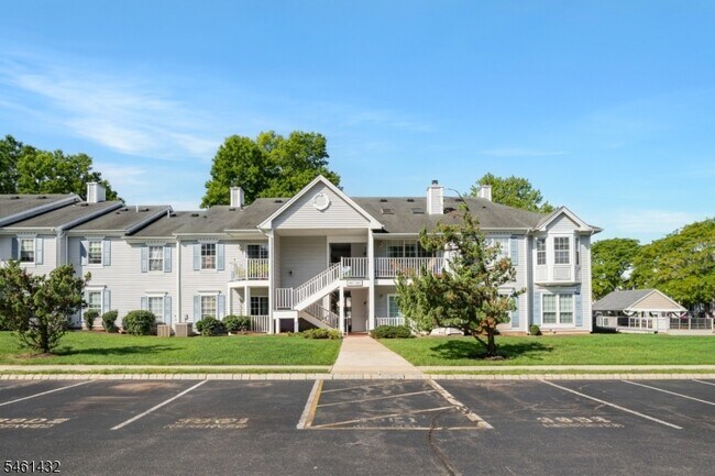 Building Photo - 3910 Graham Ct