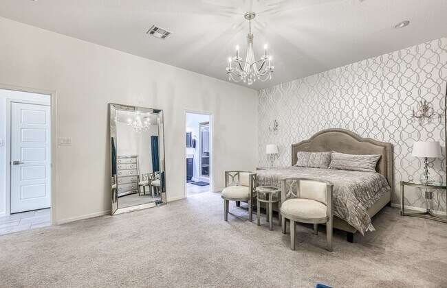 Building Photo - We have a beautiful home fully furnished with 4 bedroom-2 baths
