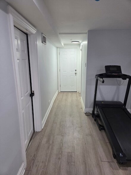 Building Photo - 6615 S Bishop St