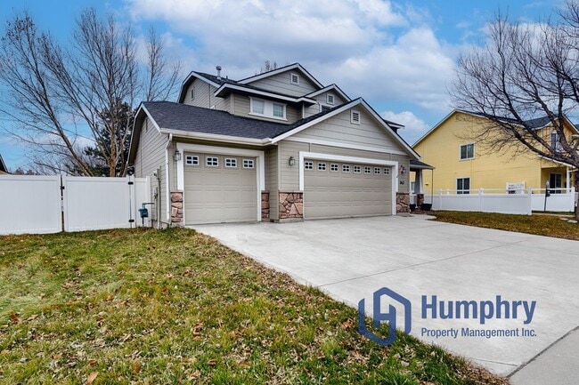 Building Photo - Great home in Meridian, close to parks, restaurants and shopping!