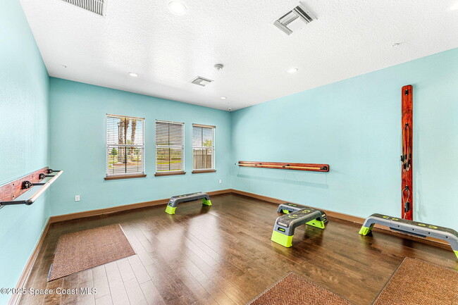 Building Photo - 4122 Moccasin Dr