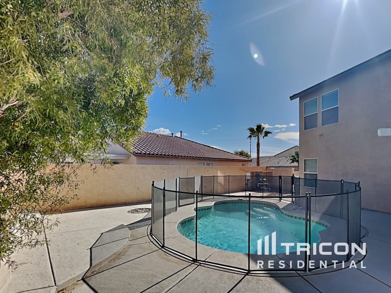 Building Photo - 4940 Naff Ridge Dr