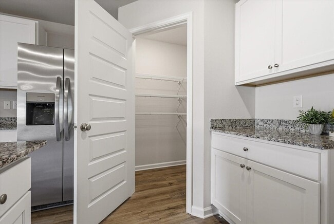 Building Photo - 3997 Brownstone Wy