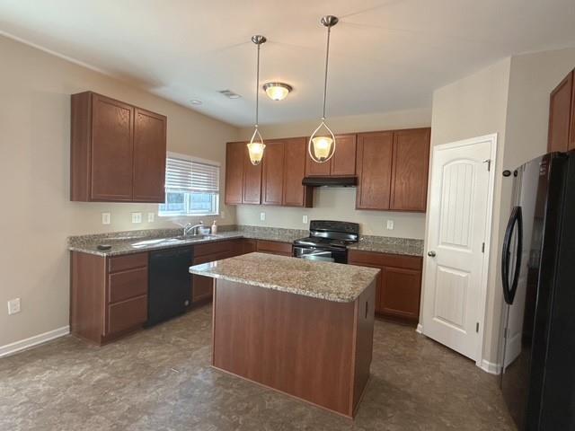 Building Photo - 4921 Bramblewood Cir