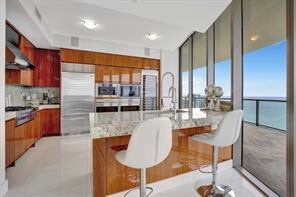 Building Photo - Collins Avenue, Bal Harbour, FL 33154 - 3 BR 3.5 BA condo
