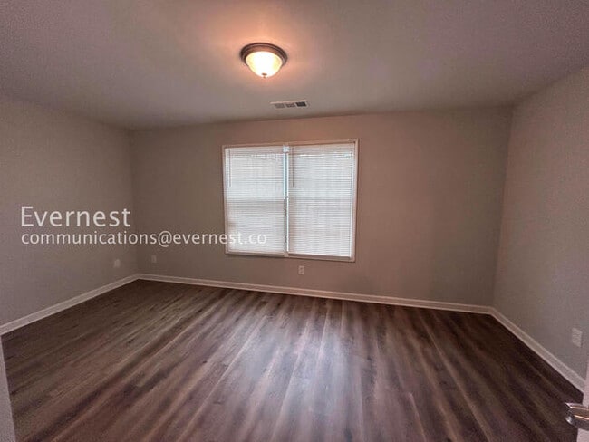 Building Photo - 2007 Morehouse Dr NW