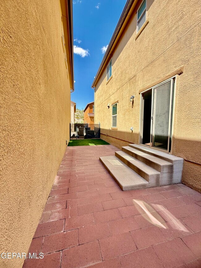 Building Photo - 6723 Boulder Canyon Ln