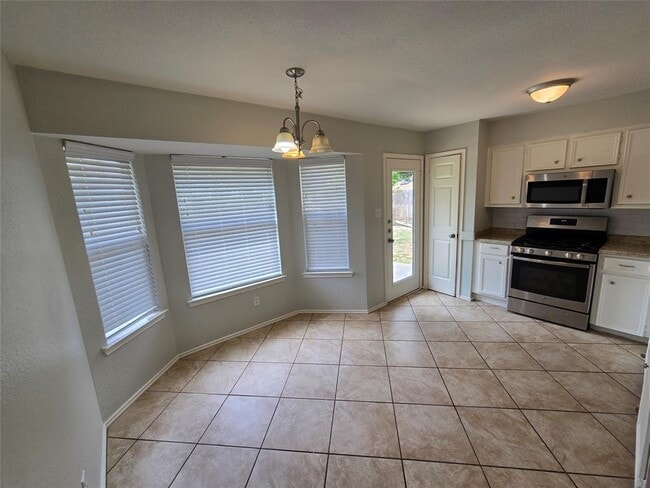 Building Photo - 16308 Edgemere Dr