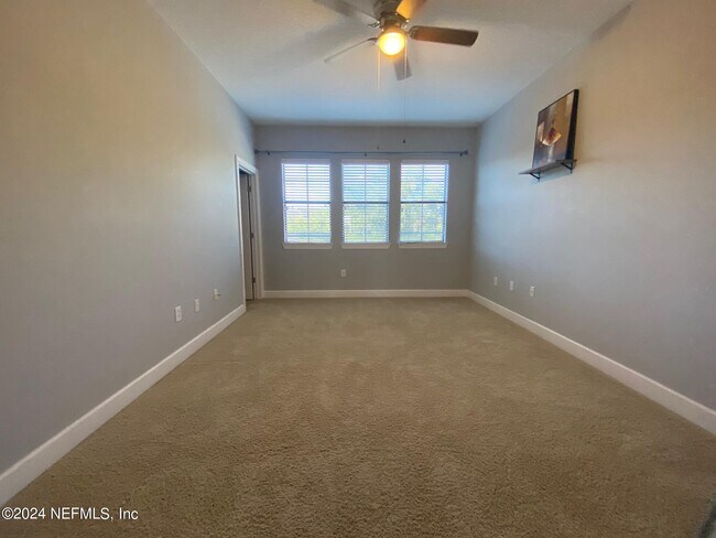 Building Photo - 9823 Tapestry Park Circle