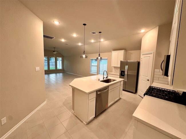 Building Photo - 20834 Wilde Redbud Trl