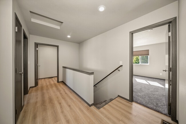 Loft - 7227 E Pacific Way