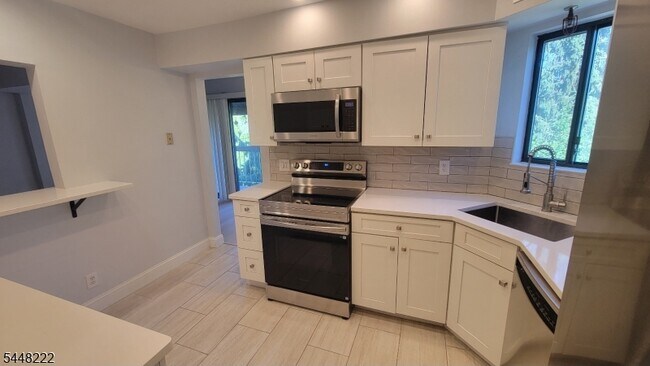Building Photo - 3102 Revere Ct