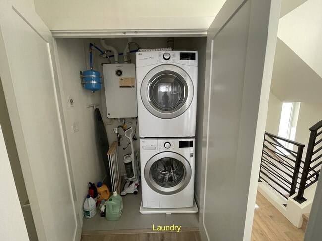 Building Photo - 1724 11th Ave