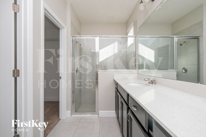 Building Photo - 6322 Heirloom Pl