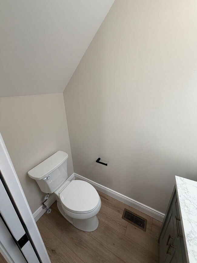 Building Photo - Beautiful Home in the Heart of Columbus