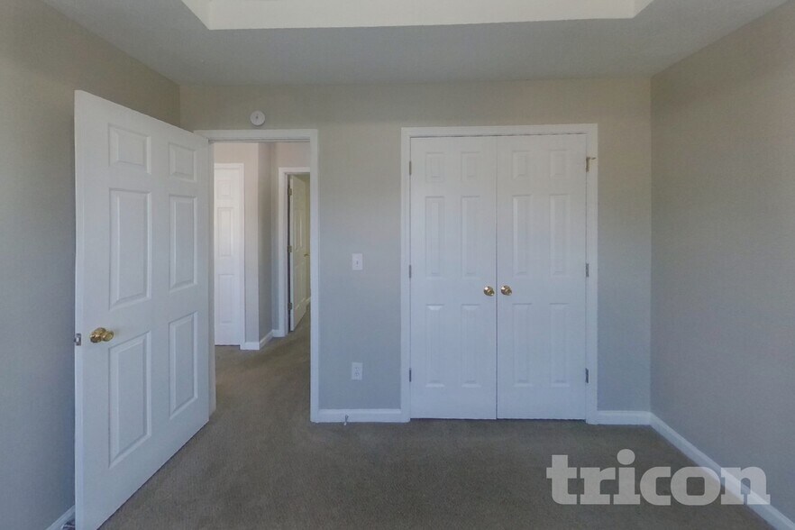Building Photo - 523 Andrews Dr