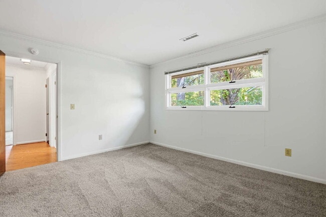 Building Photo - 815 Farm Quarter Rd