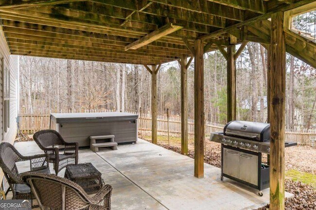 Building Photo - 8860 Penbrooke Ct