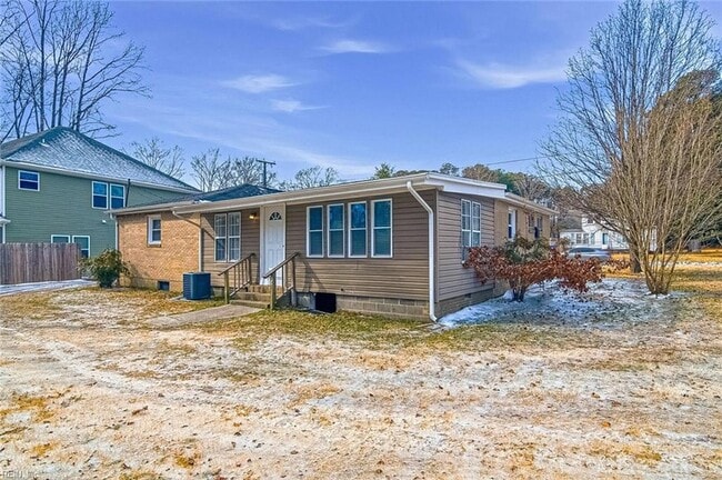 Building Photo - 480 Richneck Rd