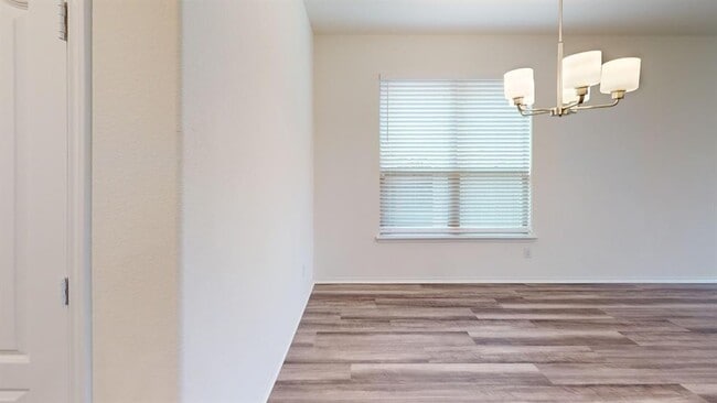 Building Photo - 2100 Iron Rail Terrace