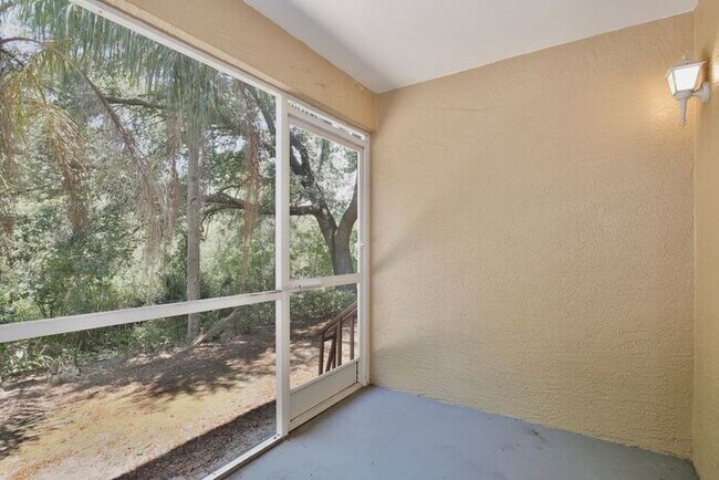 Building Photo - Spacious 3/2 Condo with a Cover Patio Area in the Desirable Palm Villas - Kissimmee!