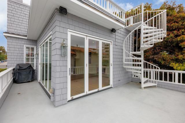 Building Photo - 475 Marine St