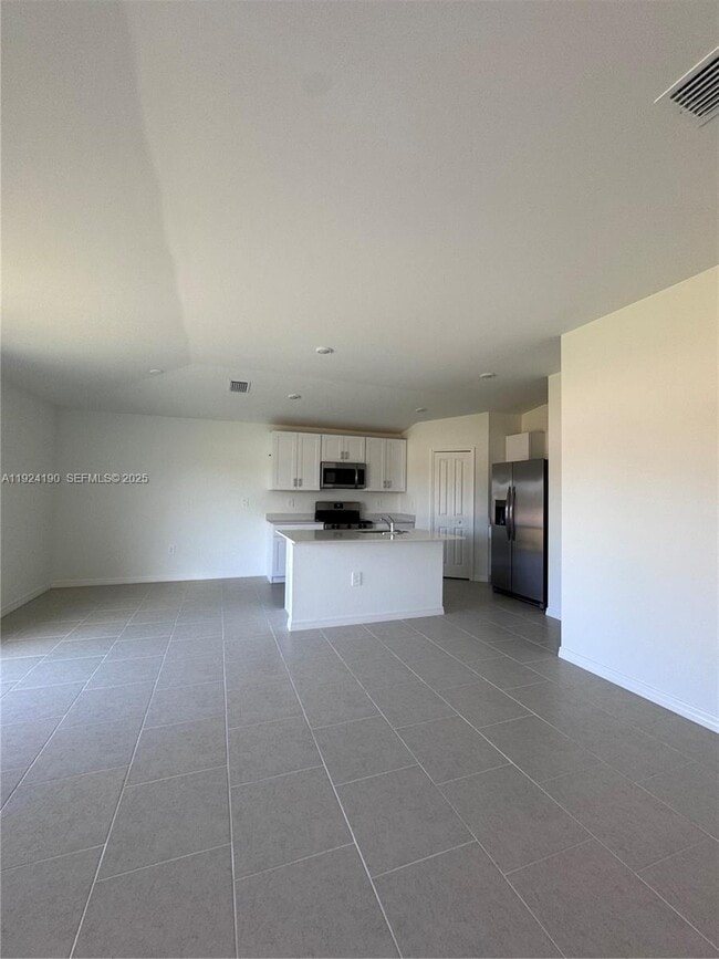 Building Photo - 17200 Cantu Ct