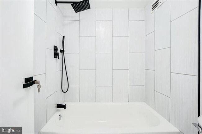 Building Photo - 1836 Metzerott Rd