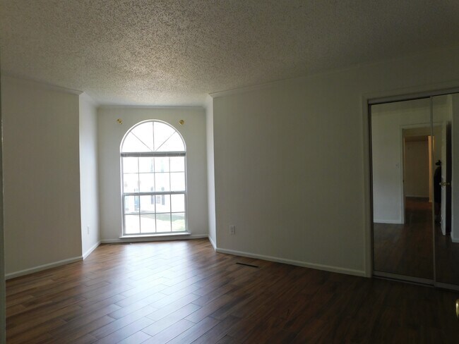 Building Photo - 4636 Georgetown Pl