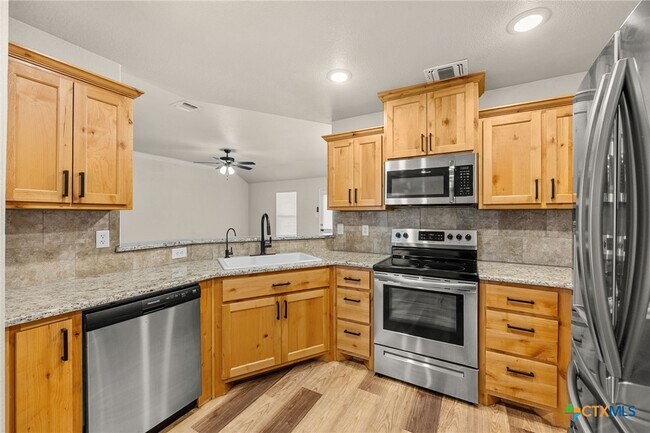 Building Photo - 2668 Belle Hubbard Trl