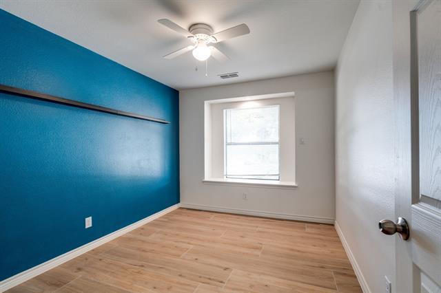 Building Photo - 753 Burr Oak Dr