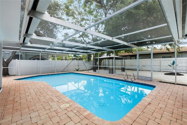 Building Photo - 2306 S San Jose Cir