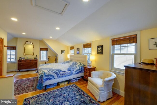 Building Photo - 4504 Highland Ave