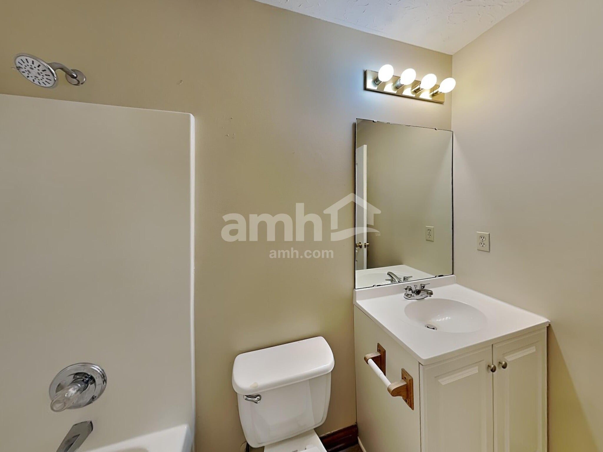Building Photo - 2479 Camellia Ct