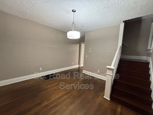 Building Photo - 1025 Richmond Ave