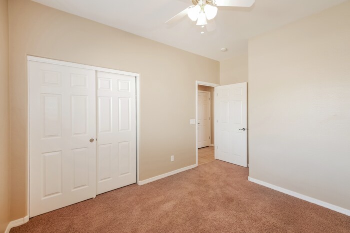 Building Photo - 5033 W Harwell Rd